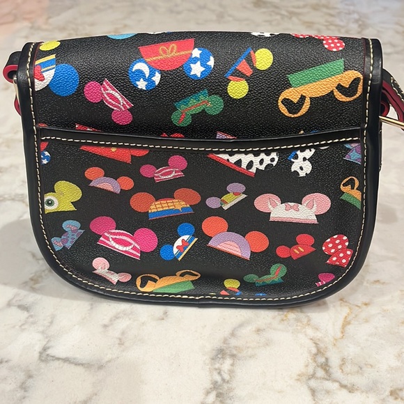 DOONEY & BOURKE x DISNEY I AM ALL EARS CROSSBODY LEATHER BAG! TRULY GORGEOUS! ❤️ - Picture 3 of 9